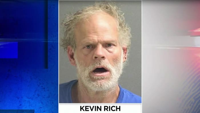 Accused stalker arrested after 2 girls run for help, Volusia deputies say Man faces up to 20 years in prison after disrupting fl…